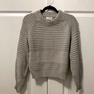 Universal Thread Ladies XS Extra Small Gray Knotted Fall Sweater